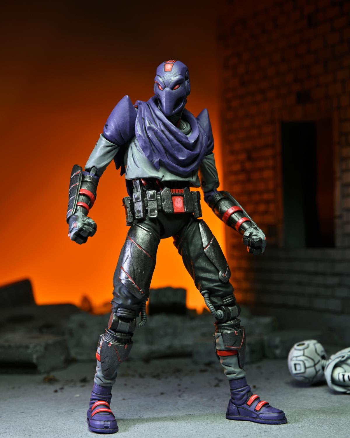 Teenage Mutant Ninja Turtles (The Last Ronin) – 7" Scale Action Figure - Ultimate Foot Bot
