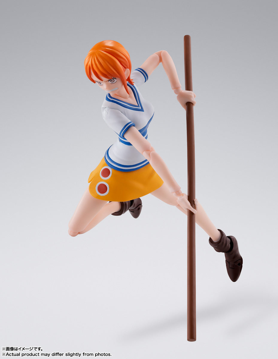 S.H.Figuarts Nami Romance Dawn DAM