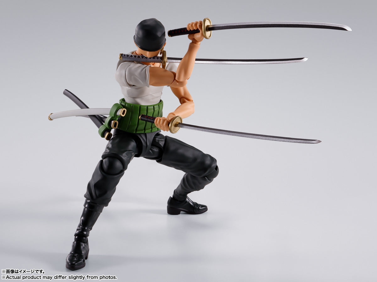 S.H. Figuarts Roronoa Zoro Romance Dawn